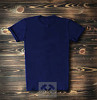 Темно-синяя мужская футболка / Футболки с надписями на заказ