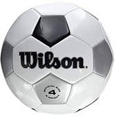 М'яч футбольний Wilson Traditional, розмір 4, колір — чорно-білий, синтетична шкіра, для аматорського рівня