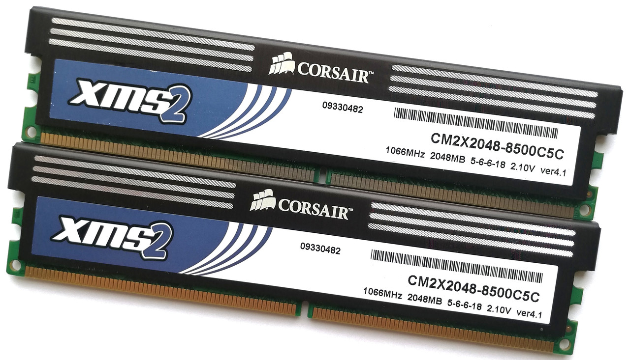 Пара оперативної пам'яті Corsair DDR2 4Gb (2Gb+2Gb) 1066MHz PC2 8500U CL5 2R8 (CM2X2048-8500C5C) Б/В