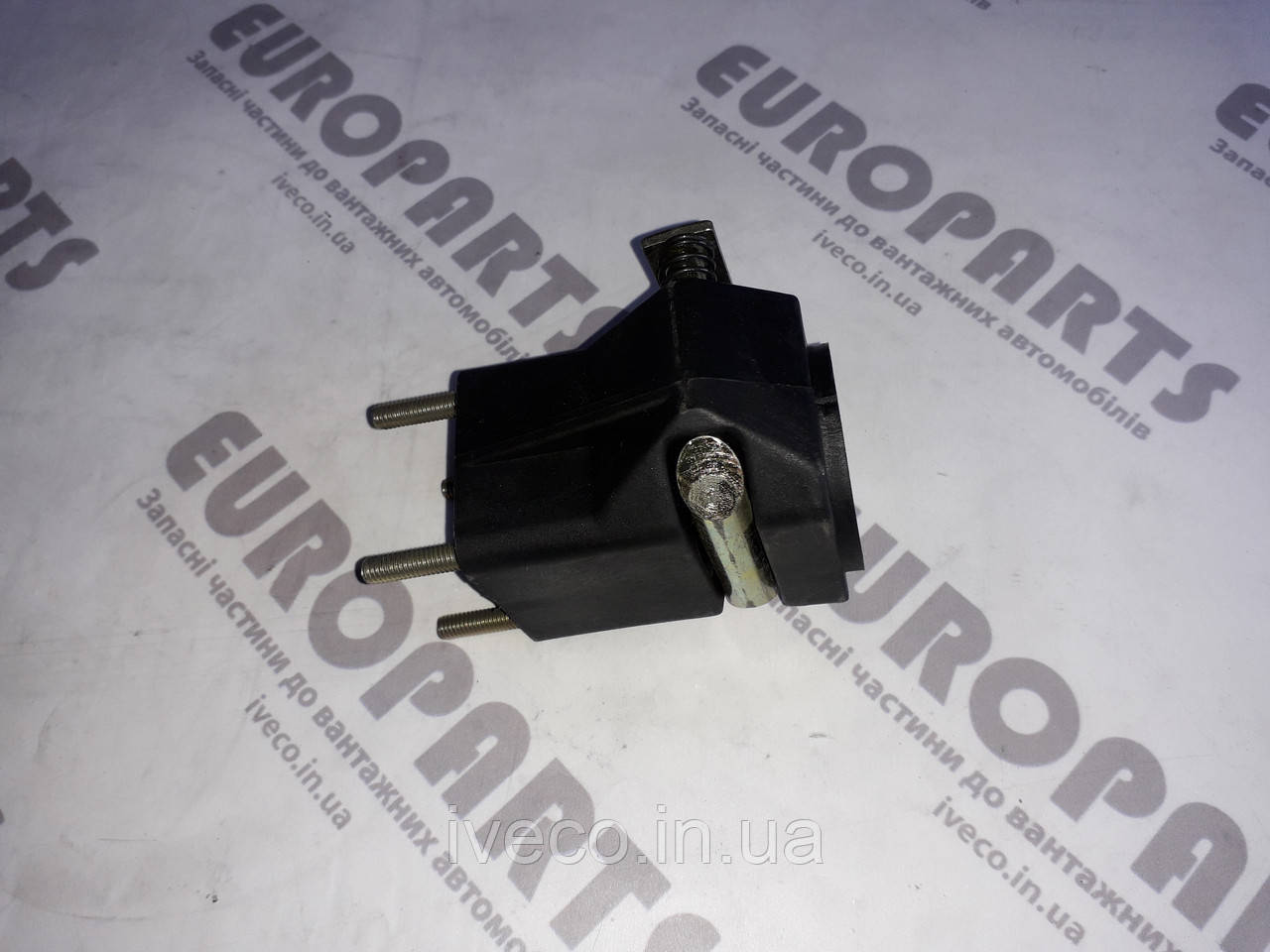 Кріплення штока перемикання передач Iveco Stralis Trakker EuroTrakker 42050807 41013876 кронштейн куліси КПП