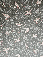 Шпалери вінілові на флізелін Petite Fleur 4 Rasch Texti 288901 на сірому тлі рожеві птахи квіти