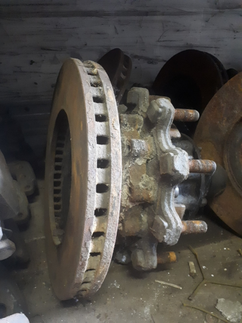 Маточина задня б/у Scania, фото 1