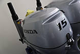 Човновий двигун Honda BF 15 DK2 SHSU (15 к. с.) чотиритактний румпельний з генератором 12 Ст., фото 2