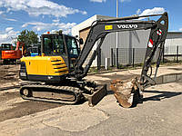 Мини-экскаватор Volvo EC55C.