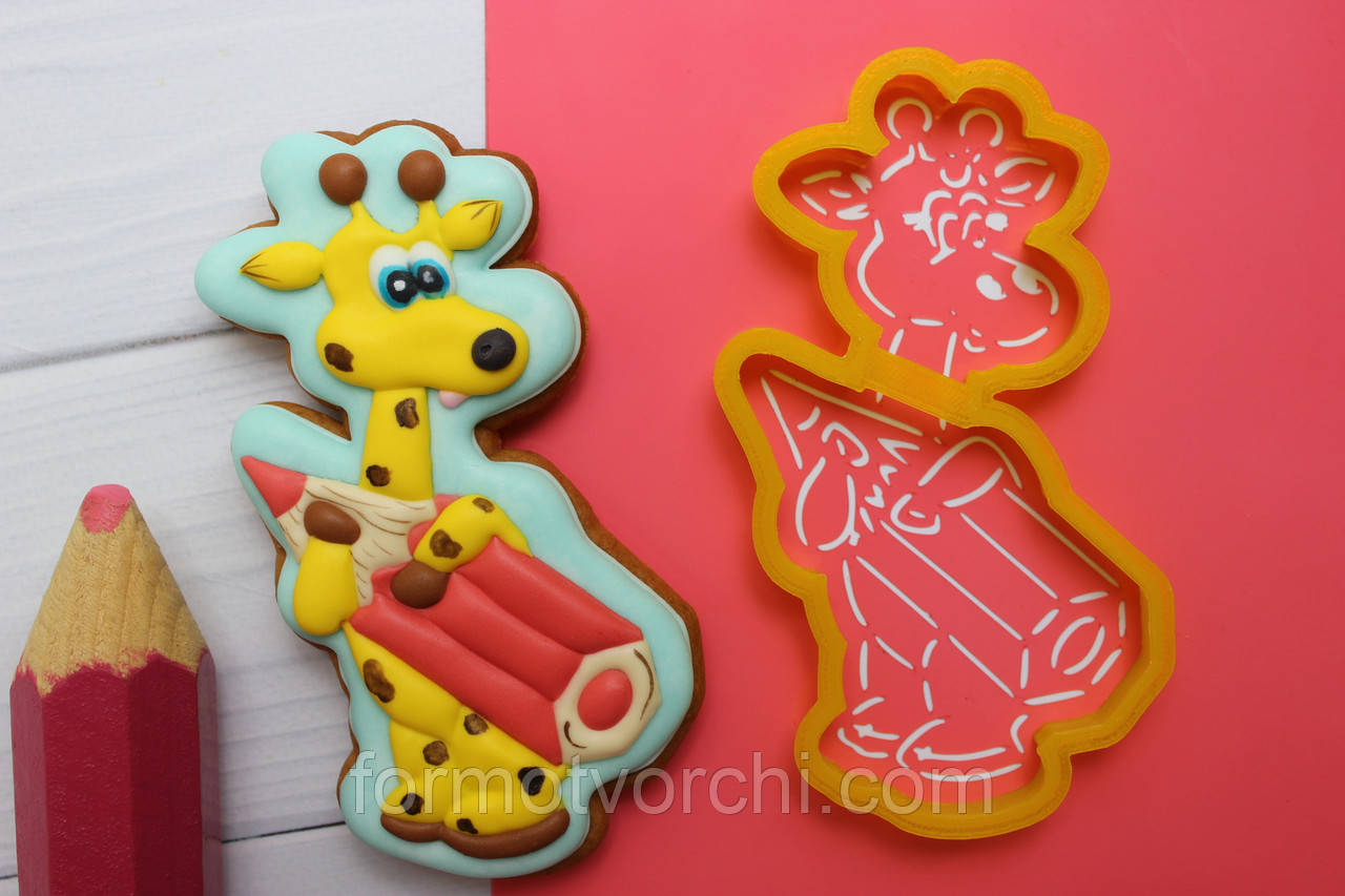 3D формочки-вирубки для пряників "Жираф з олівцем"