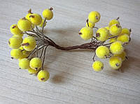 Калина в сахаре декоративная на проволоке для рукоделия, пучок 40 ягод (Калина желтая)