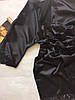 Жіночий атласний халат на запах з поясом чорний, фото 2
