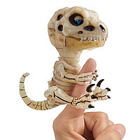 Интерактивный ручной динозавр Костяной скелет Мрак Фингерлингс Untamed Skeleton Raptor by Fingerlings 3982