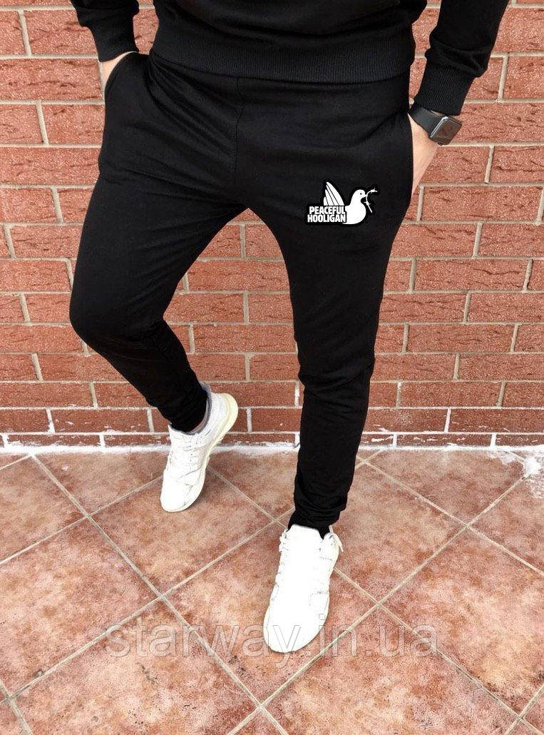 Чорні спортивні штани | peaceful hooligan лого