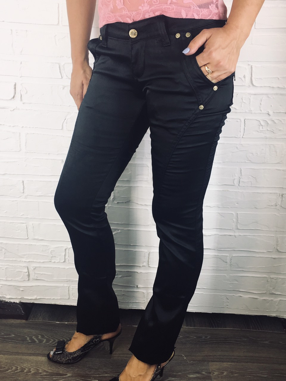 Джинси жіночі атласні CRO JEANS D015 чорні 25-30