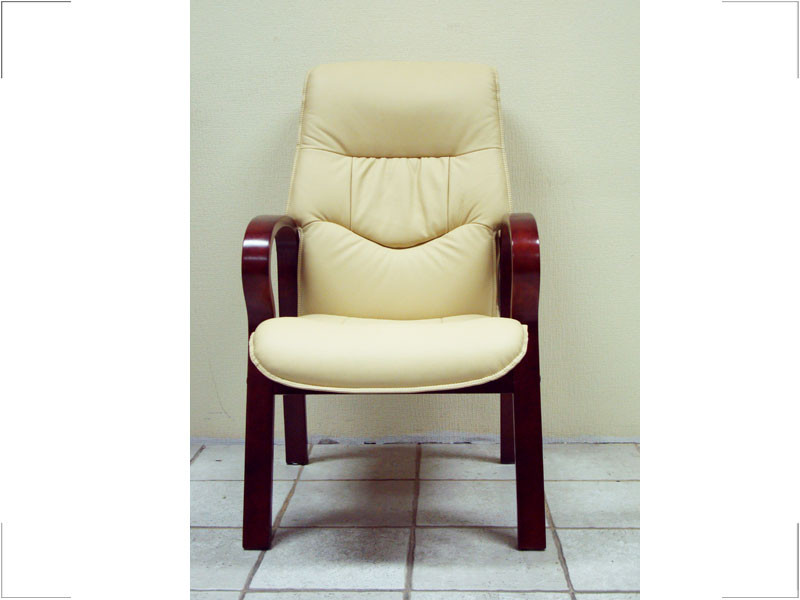 Крісло для конференцій Монако комбінована шкіра люкс Бежева (Діал ТМ) - фото 2 - id-p107284444