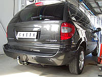 Фаркоп CHRYSLER Voyager/GrandVoyager /DODGE Caravan (01-08) 2WD, 4WD - 5мест /підріз, автомат