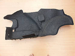 Ліва обшивка багажника з виступом під антену Audi 100 A6 C4 91-97г