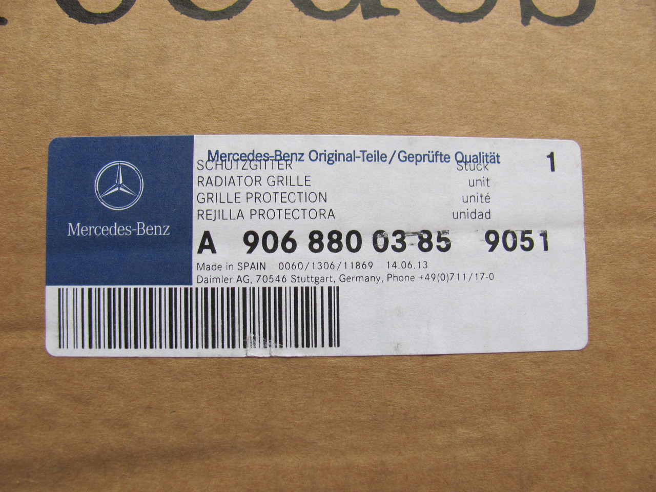 Передняя решетка на MB Sprinter 906 2006 Mercedes Original 9068800385 9051 - фото 8 - id-p107353365