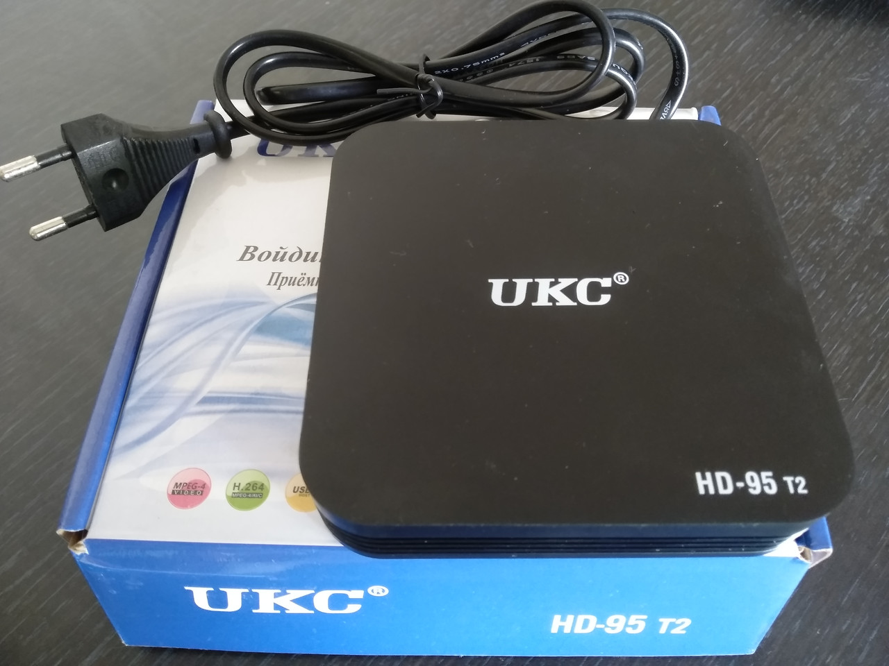 ТВ-ресивер DVB-T2 UKS HD-95 T2 тюнер з підтримкою wi-fi адаптера
