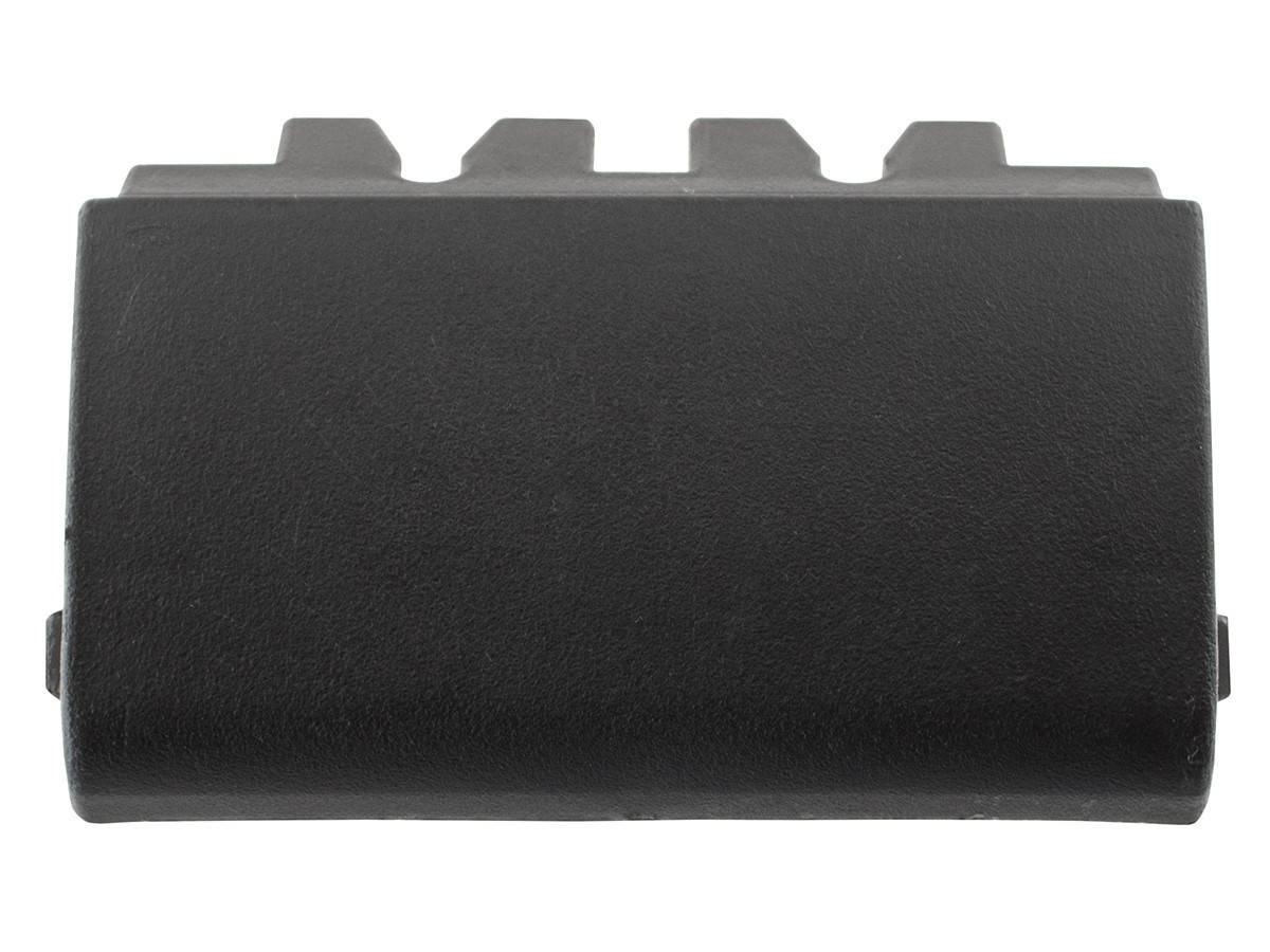 

Заглушка порога поддомкратника 3B0853917B41 VW Passat B5 пассат