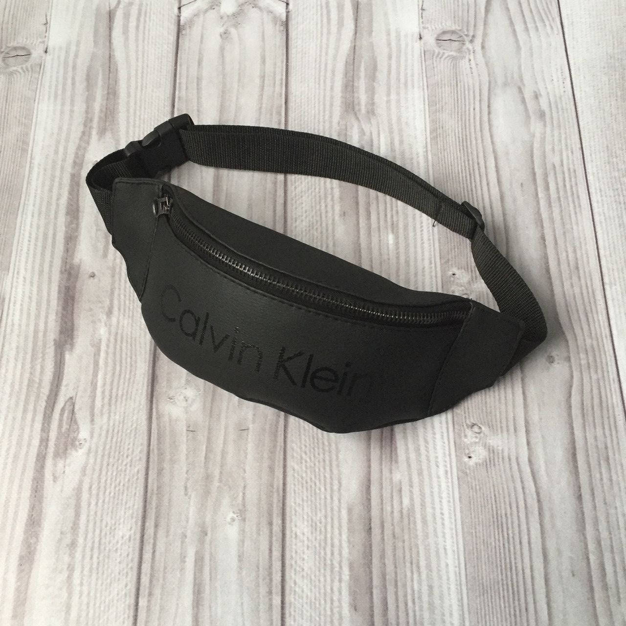 

Бананка экокожа Calvin Klein, стильная, молодежная, поясная сумка на пояс Черная, Черный