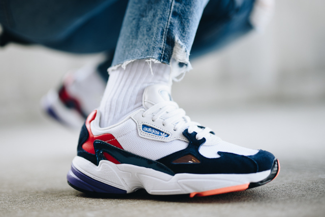 Adidas Falcon Crystal White Collegiate Navy CG6246 Buyok .ua 1011978840