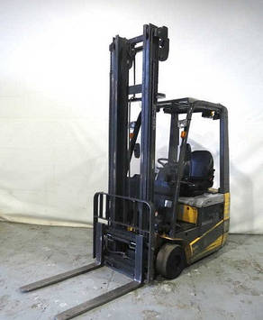 Вилковий навантажувач Nissan AS1N1L15P.