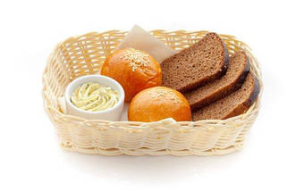 Кошики та хлібниці