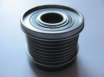 Шків генератора на MB Sprinter 906, Vito 639 3.0 Cdi OM 642 — Valeo (Франція) — 588049