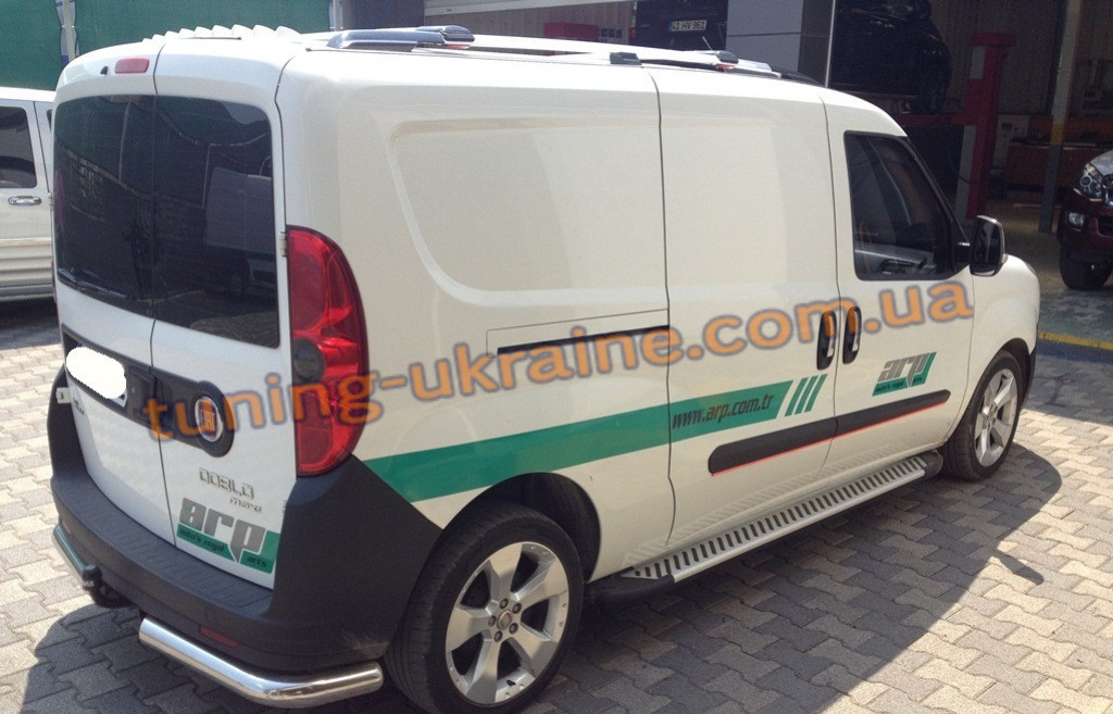 Бічні майданчики з алюмінію Line для Fiat Doblo 2010-2014