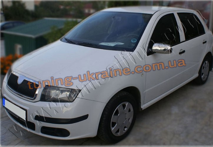 Накладки дзеркала Carmos на Skoda Fabia 2007-2014