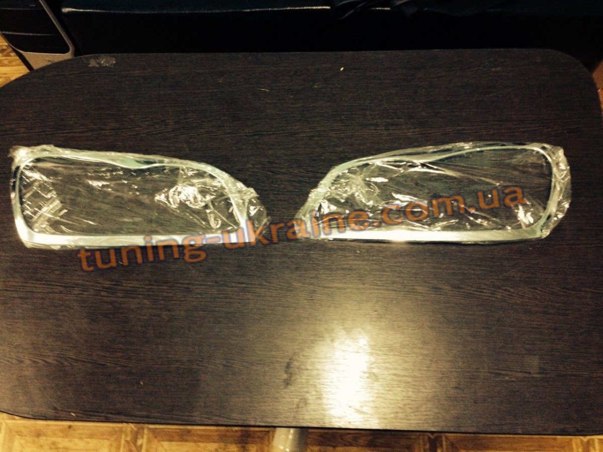 Накладки на фари з АБС пластику Carmos на Toyota RAV4 1994-2000