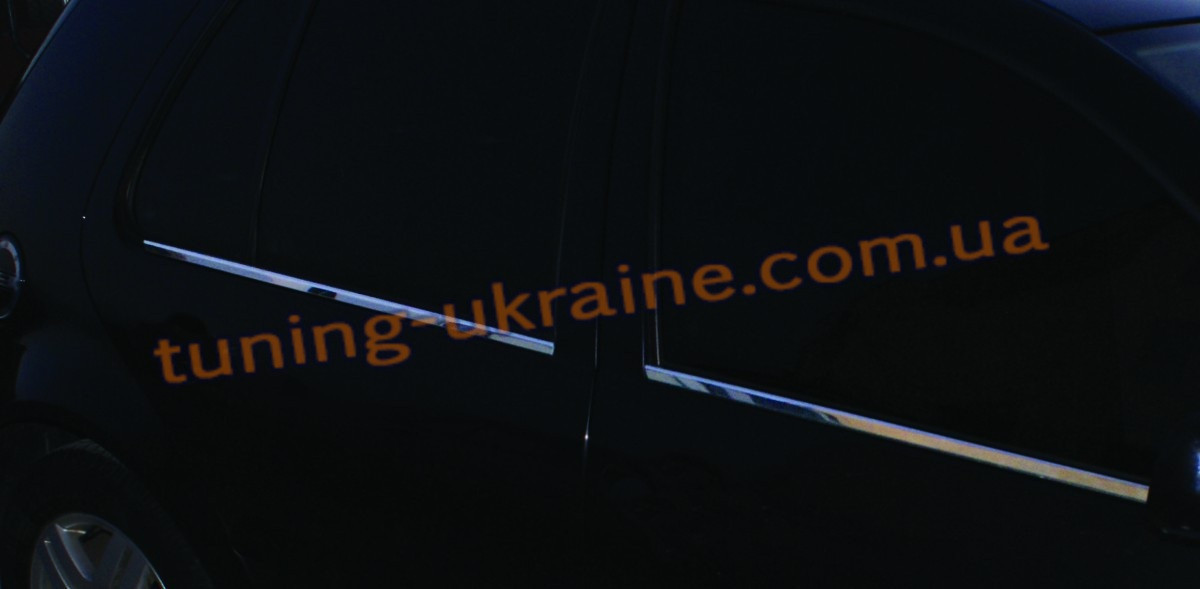 Окантовка вікон Carmos на Volkswagen Bora 1998-2005