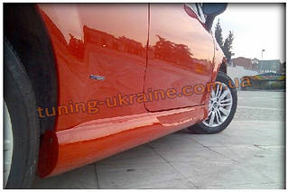 Накладки на пороги под покраску на Fiat Grande Punto 2005