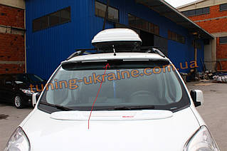 Козырек на лобовое стекло Omsa под покраску на Fiat Qubo 2008