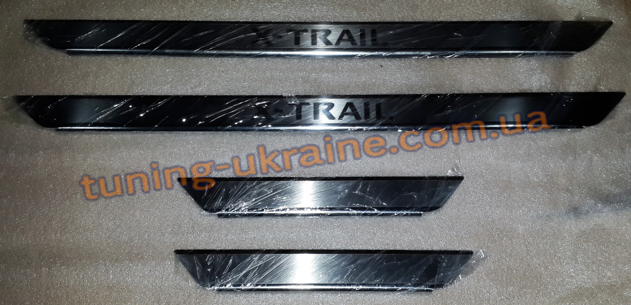 Хром накладки на внутрішні пороги напис гравіювання для Nissan X-Trail T31 2007-2014