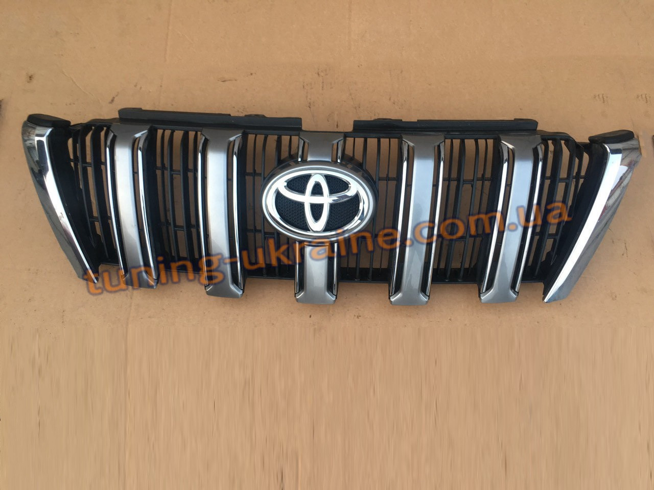 Решітка стандарт на Toyota LC Prado 150 2013-2017рр