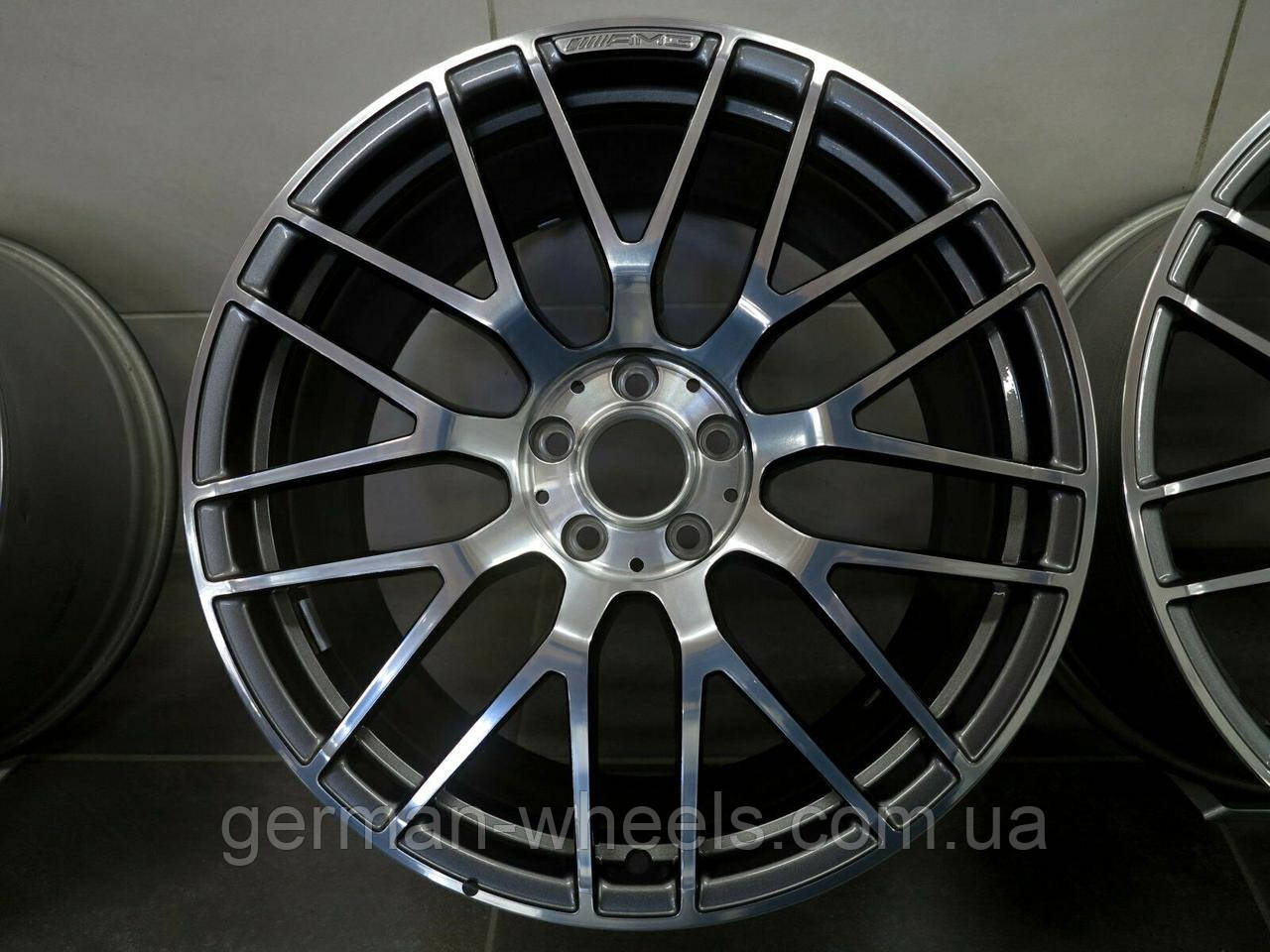 Оригінальні ковані 19/20-дюймові диски Mercedes AMG GT C190