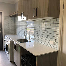 Скіналі під цеглу/ Фартух зі скла для кухні