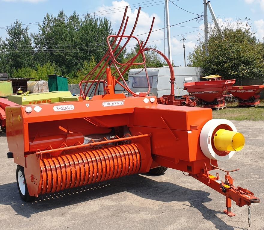 Прес-підбірник тюковий Sipma Z-224/1