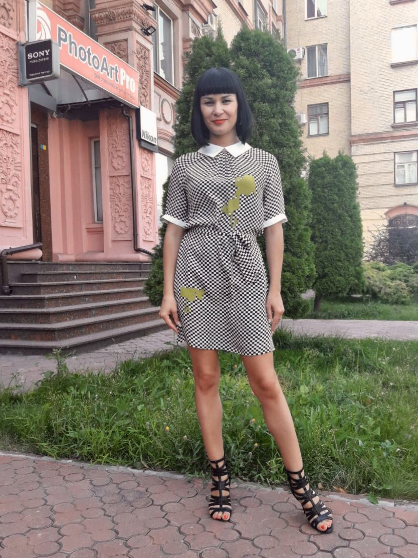 Плаття жіноче літнє шовк під пояс повсякденне чорно-біле