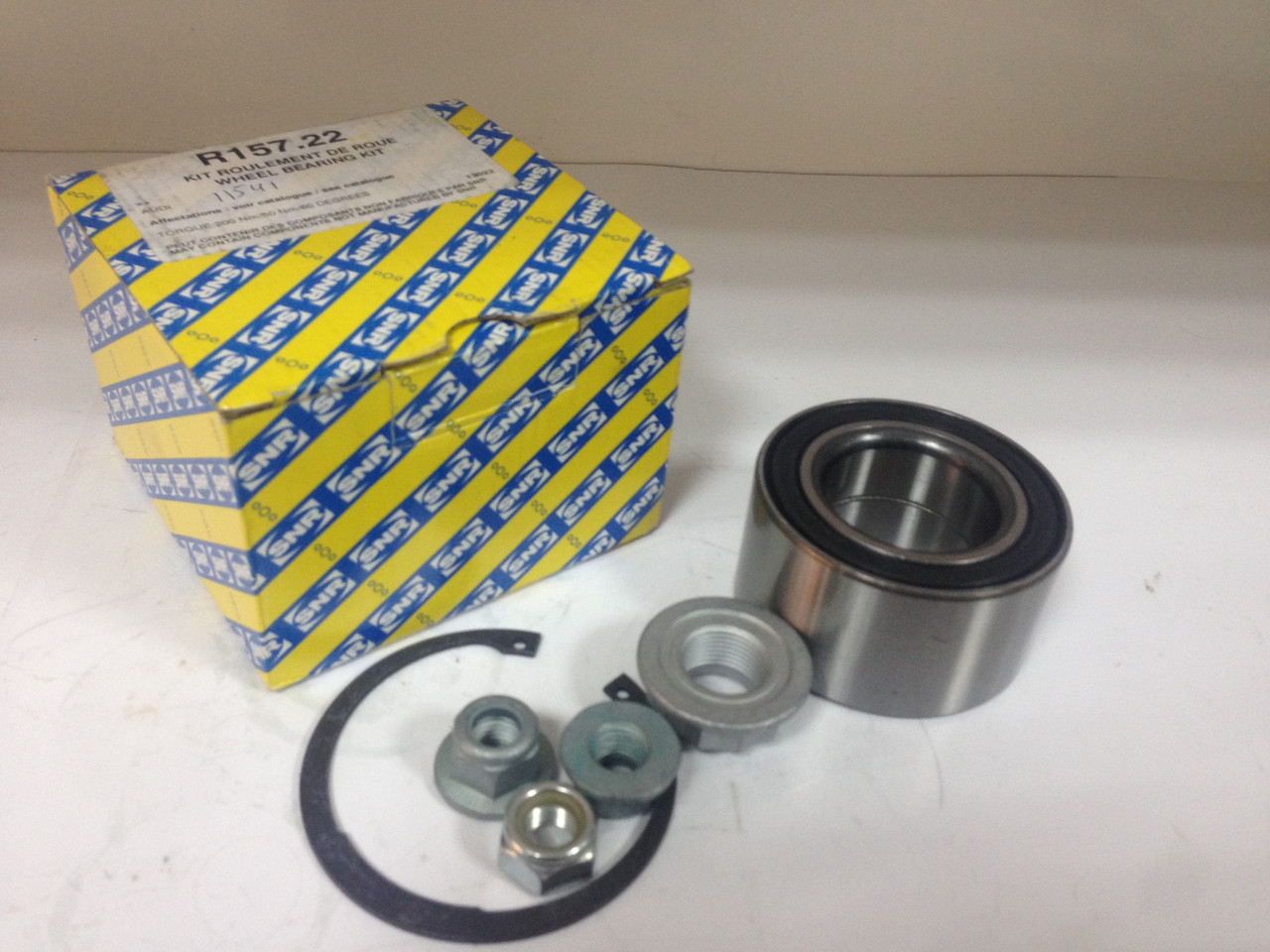 Підшипник маточини передньої SNR R157.22, VAG, Skoda Octavia, 40x74x40