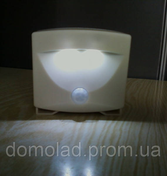 LED Світильник Mighty Light з Датчиком Руху, фото 1