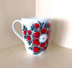 Чашка біла керамічна з авторським розписом ручної роботи "Червона квітка Садко"