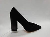 Замшеві туфлі на підборах Erisses. Розміри: 34, 35 (замша); 35 ( кожа).