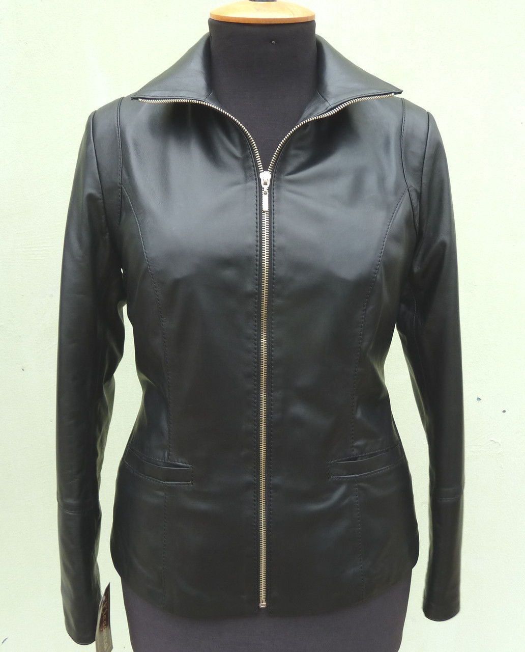 Куртка шкіряна жіноча JAFFAs розмір XL