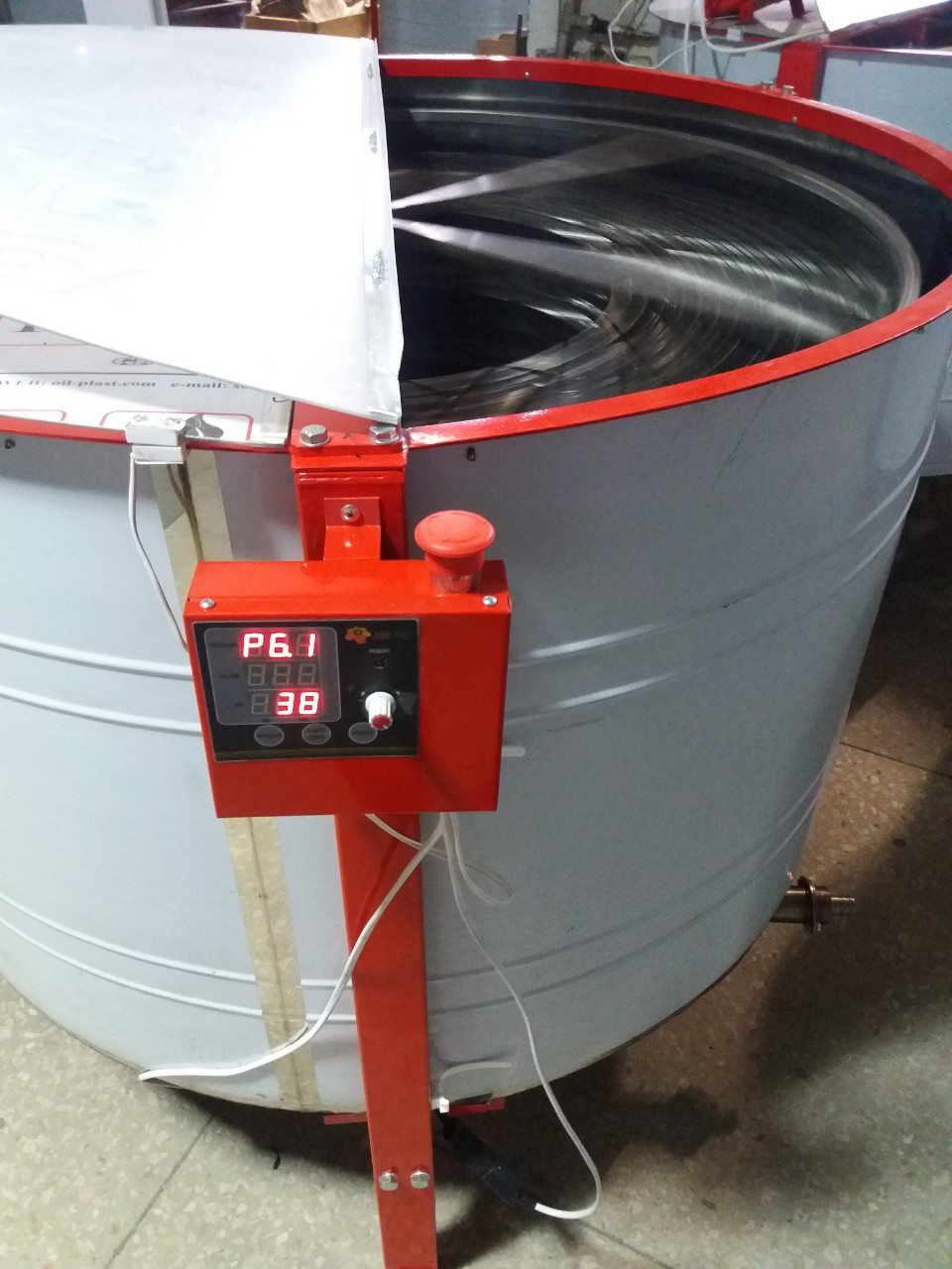 Мідогонка 6-Рамічна автоматична під рамку Дадан. Сенсорний блок керування, фото 1