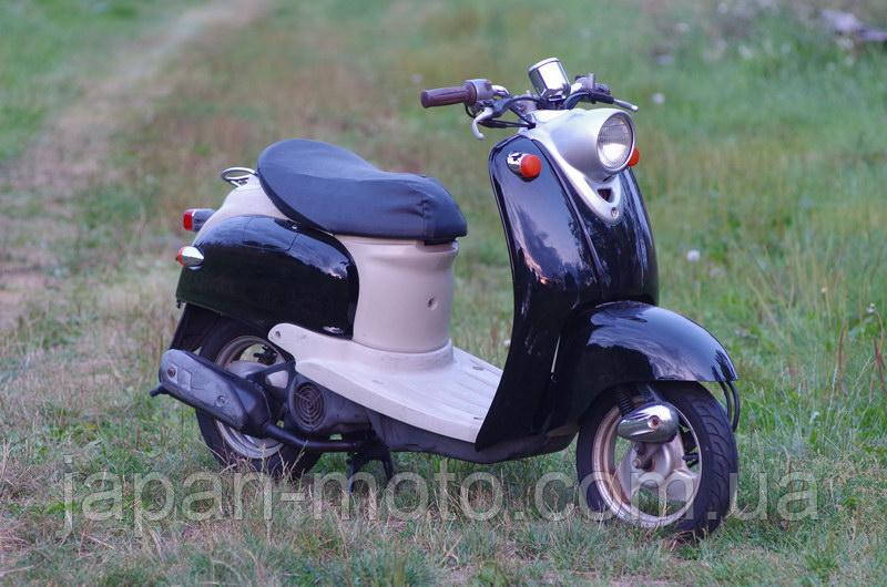 Скутер Yamaha Vino (чорний з сірим) 2Т