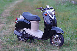 Скутер Yamaha Vino (чорний з сірим) 2Т