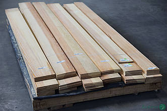 Шпон пиляний сосна (на замовлення) | Т: 2-10 мм, Ш: 10-21 см, Д: 0,5-3,5 м