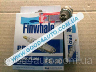 Свечи зажигания 2110 (8 кл.) 3-х электрод. (Finwhale) FS30, фото 1
