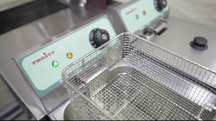 Фритюрница Фрости для кафе