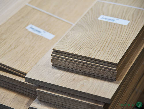 Пиленый шпон ДУБ (натуральный) Т: 4,5 мм | Д: 2,10 м+ | Ш: 12 см ...