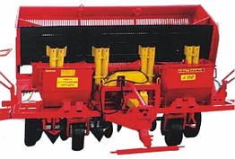 Картоплесаджалка напівнавісна чотирирядна Л-207 із внесенням мінеральних добрив Лідсільмаш